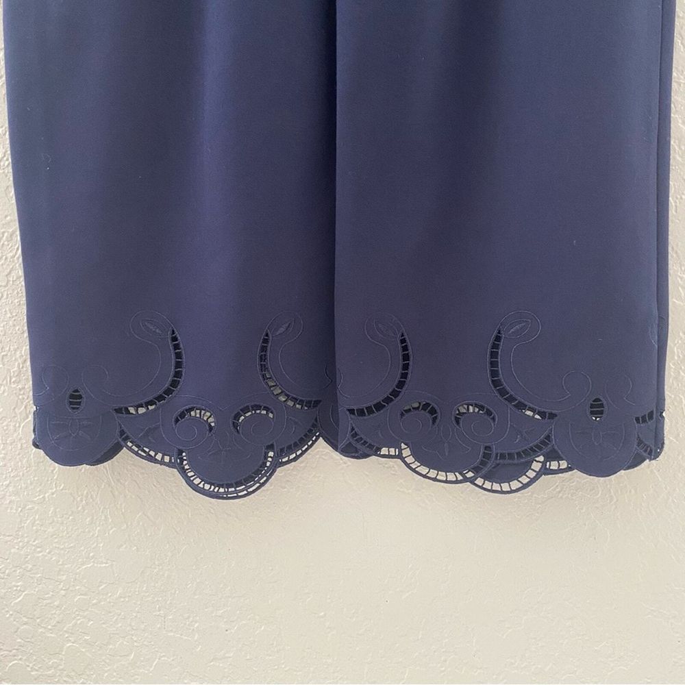 TAHARI Women's Dress Embroidered V-neck Cap Sleeve Navy Blue Size 6 - Picture 6 of 11